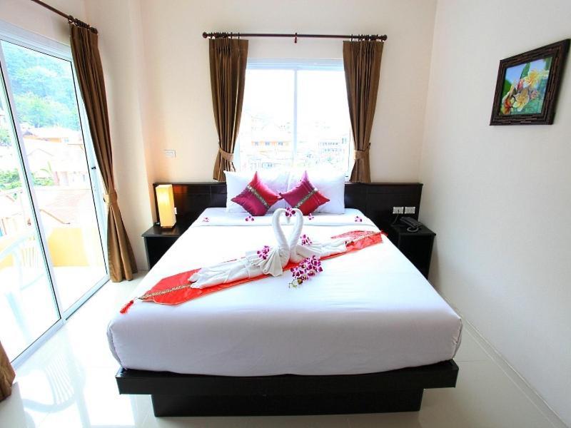 88 Hotel Patong Luaran gambar