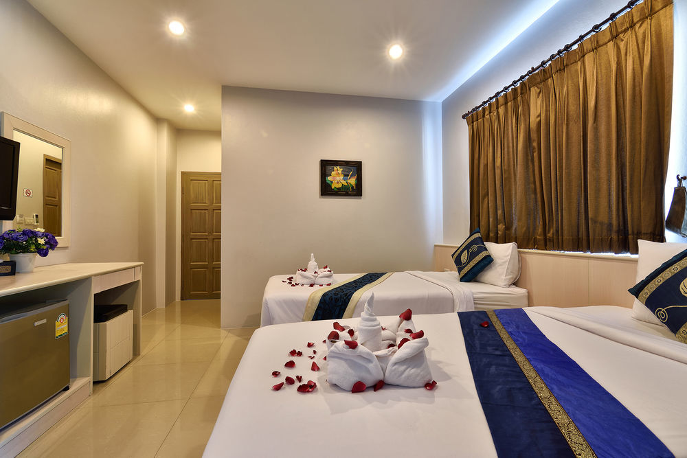 88 Hotel Patong Luaran gambar