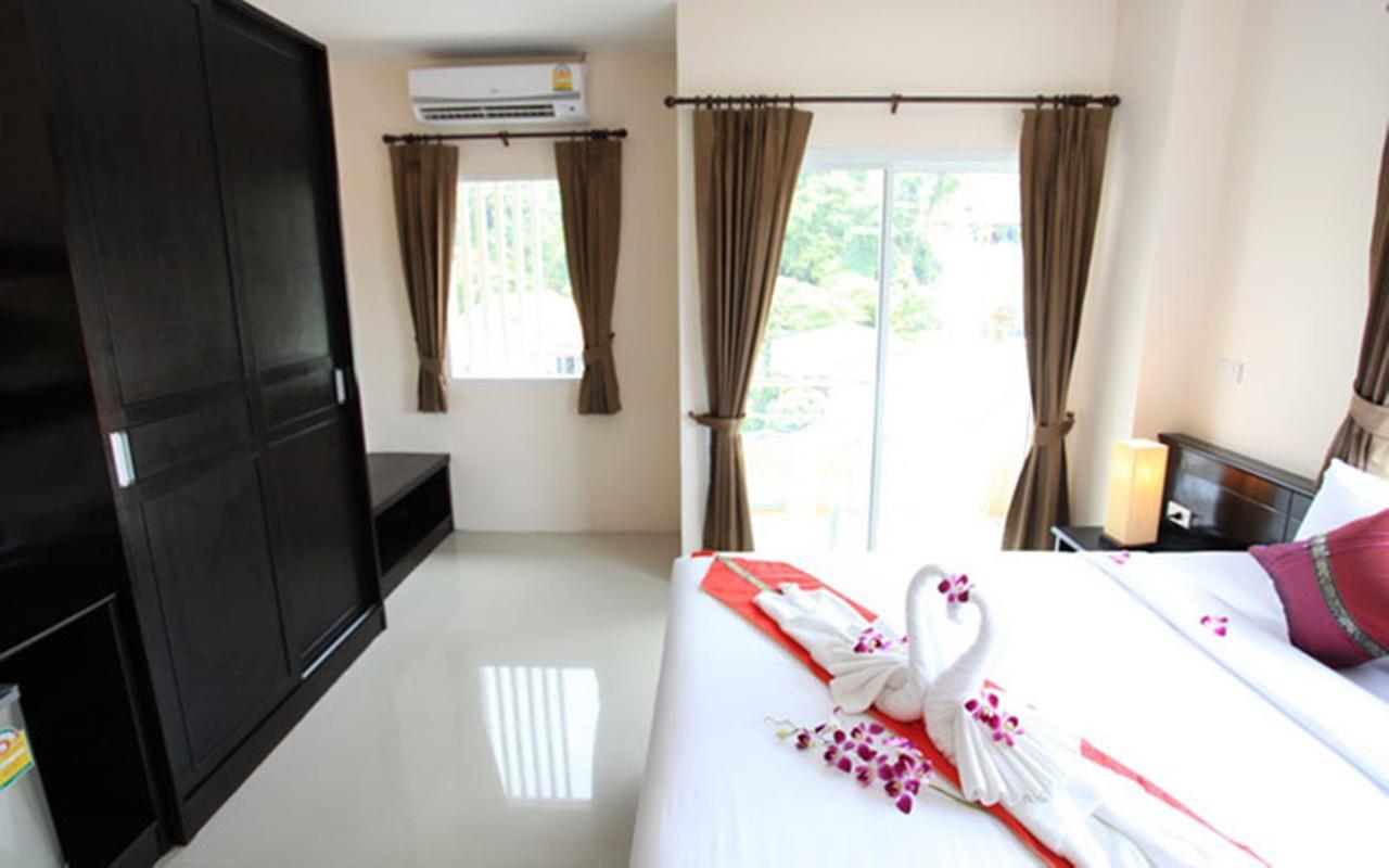 88 Hotel Patong Luaran gambar