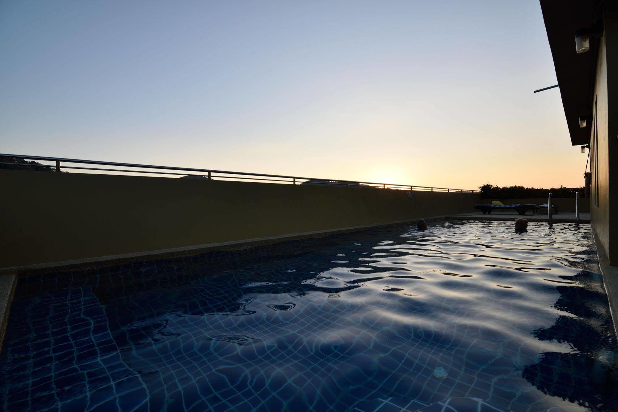 88 Hotel Patong Luaran gambar