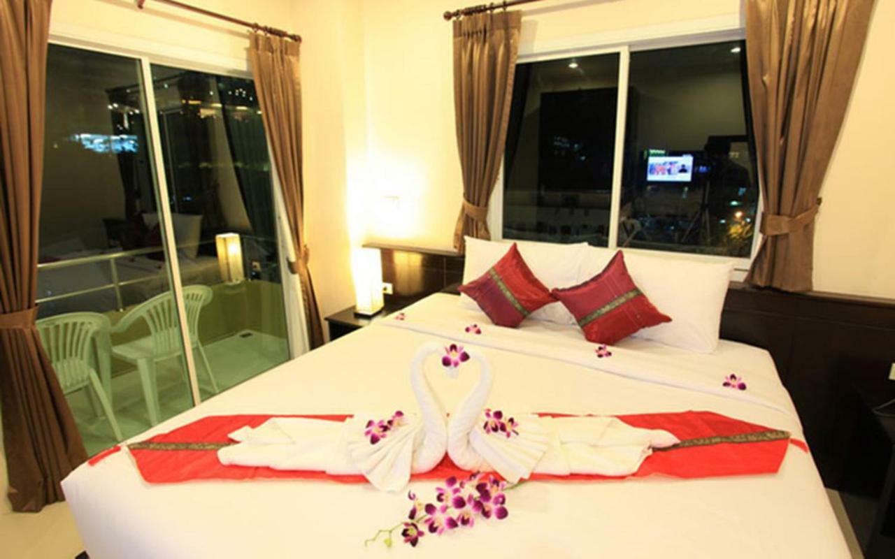 88 Hotel Patong Luaran gambar